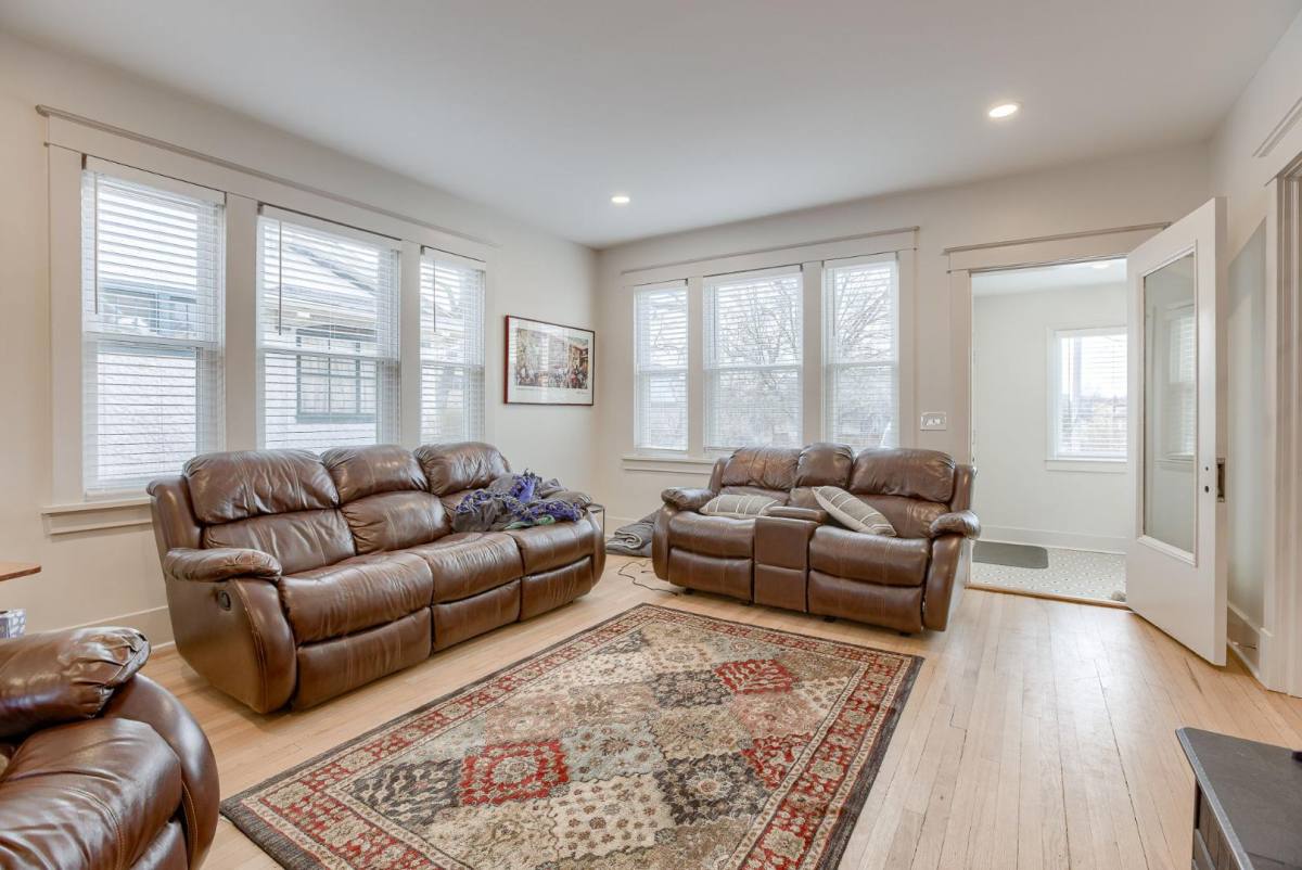 House for rent at 3820 Chicago St, Omaha, NE 68131