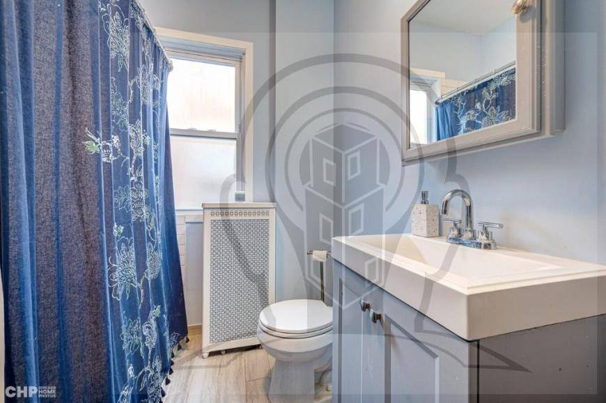 Apartment for rent at 4317 N Spaulding Ave #2, Chicago, IL 60618