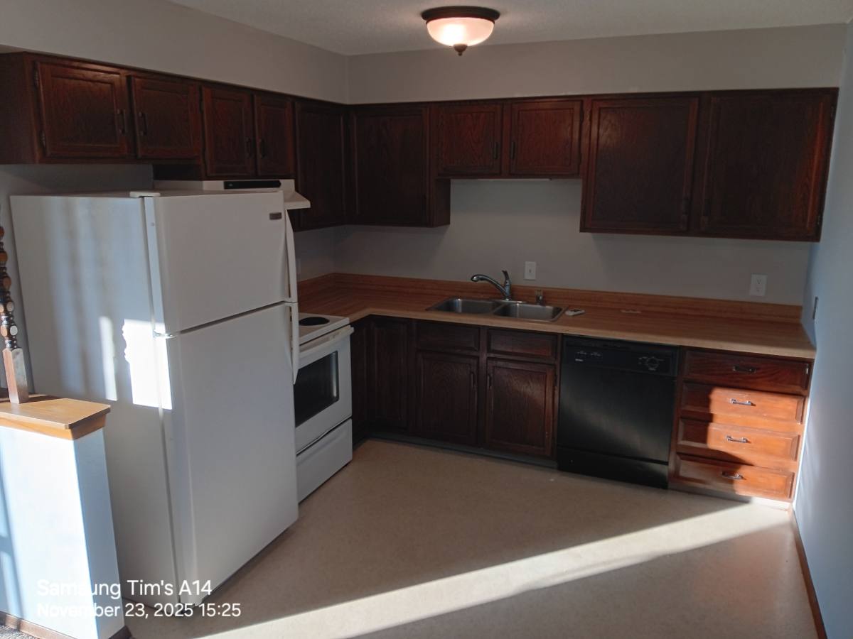Apartment for rent at 2900 E Klondike Trail #4, Sioux Falls, SD 57103