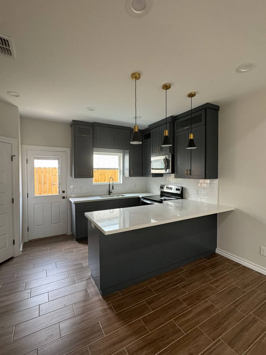 Apartment for rent at 1606 Playa Dr #1, Weslaco, TX 78596