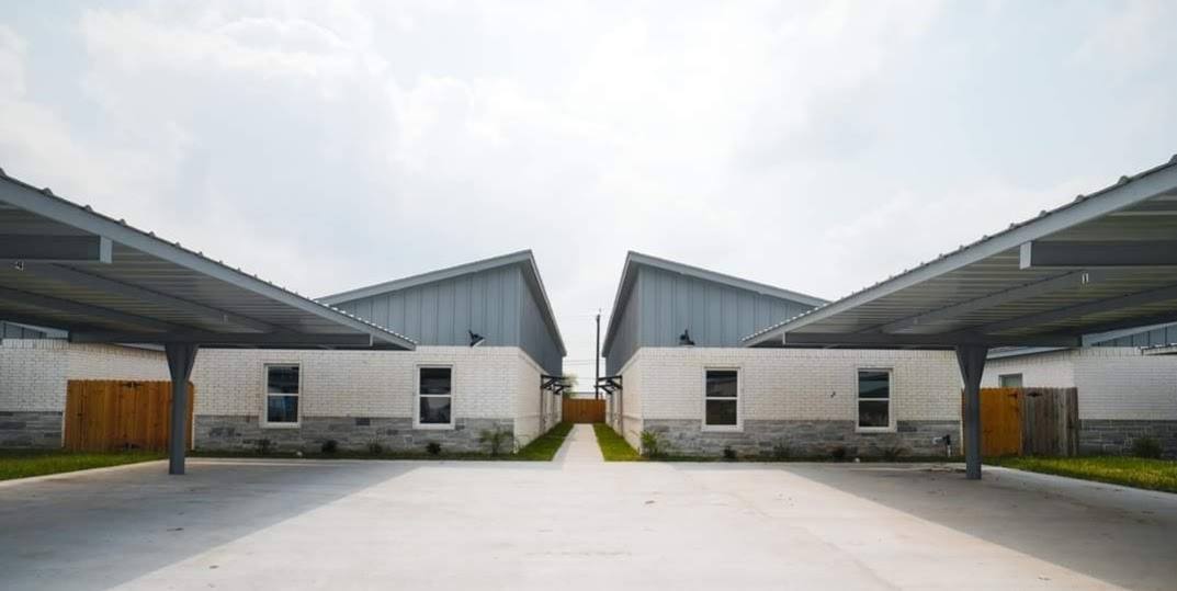 Apartment for rent at 1606 Playa Dr #1, Weslaco, TX 78596