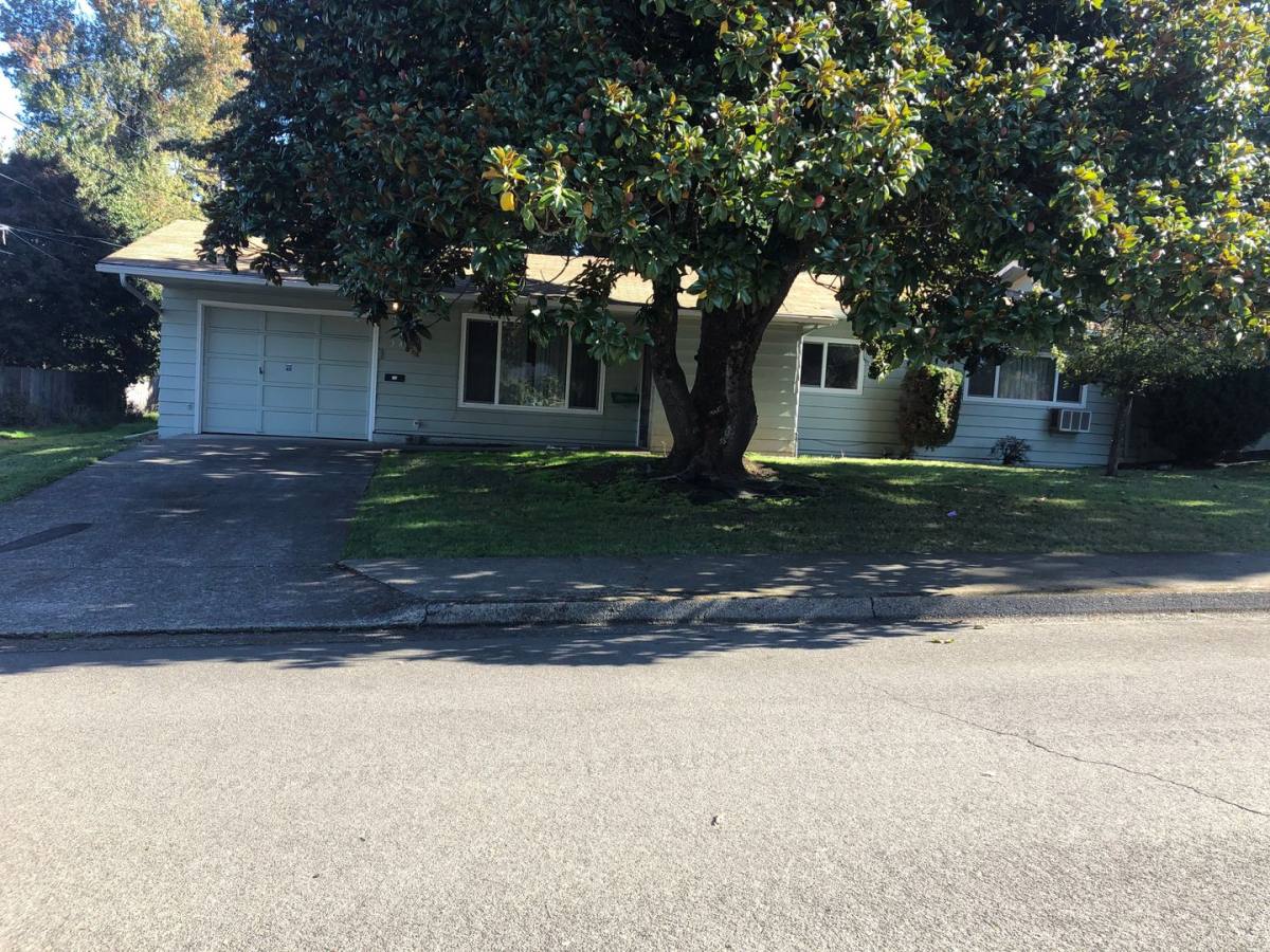 Apartment for rent at 3445 High St, Eugene, OR 97405