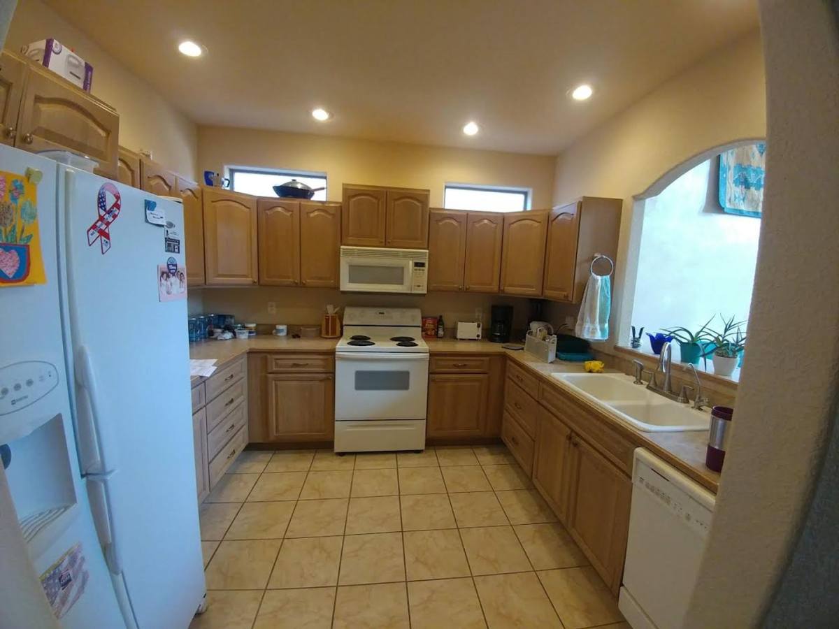 Townhouse for rent at 438 Desert Lakes Dr, Alamogordo, NM 88310