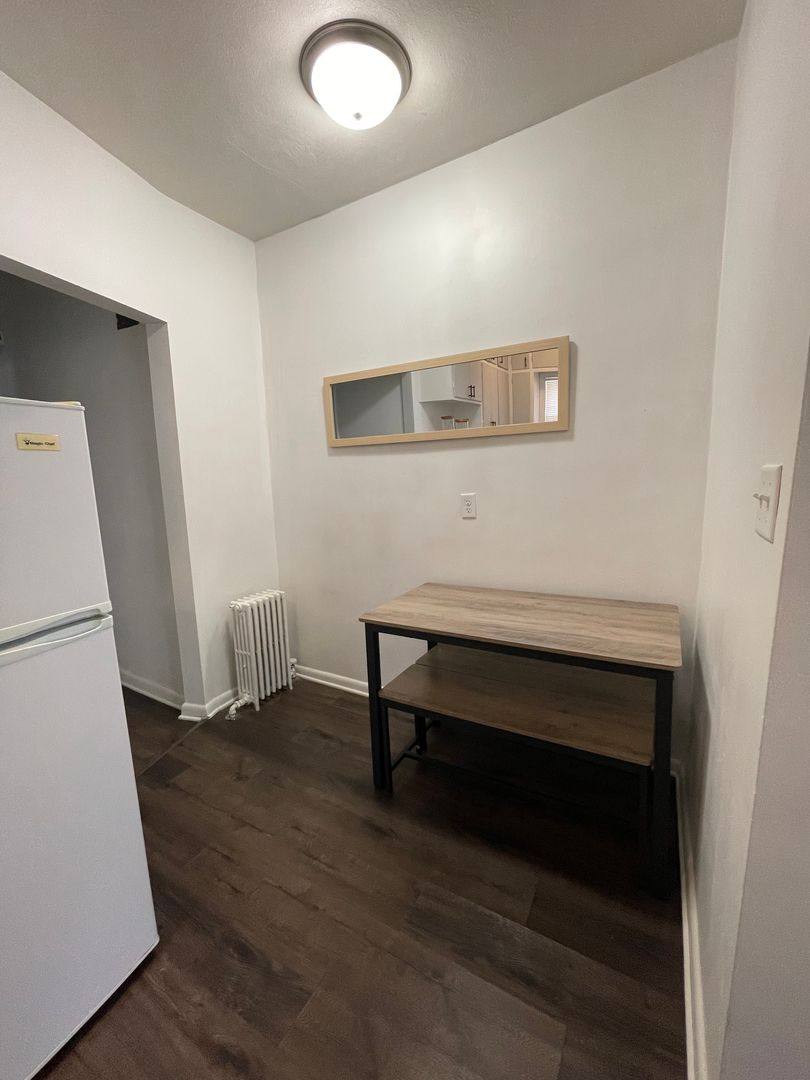 Apartment for rent at 3438 11-PLEX, 3434 4-PLEX 3414 Parking, Des Moines, IA 50311