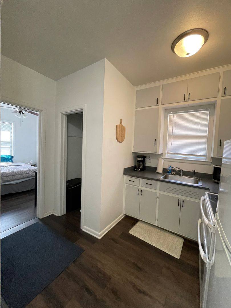 Apartment for rent at 3438 11-PLEX, 3434 4-PLEX 3414 Parking, Des Moines, IA 50311