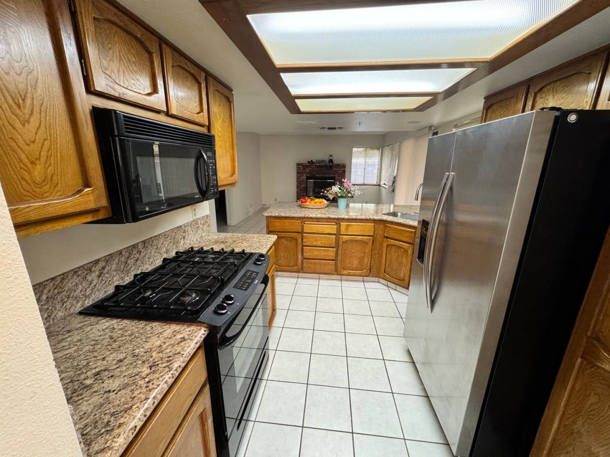 House for rent at 212 Washington Way, Ridgecrest, CA 93555