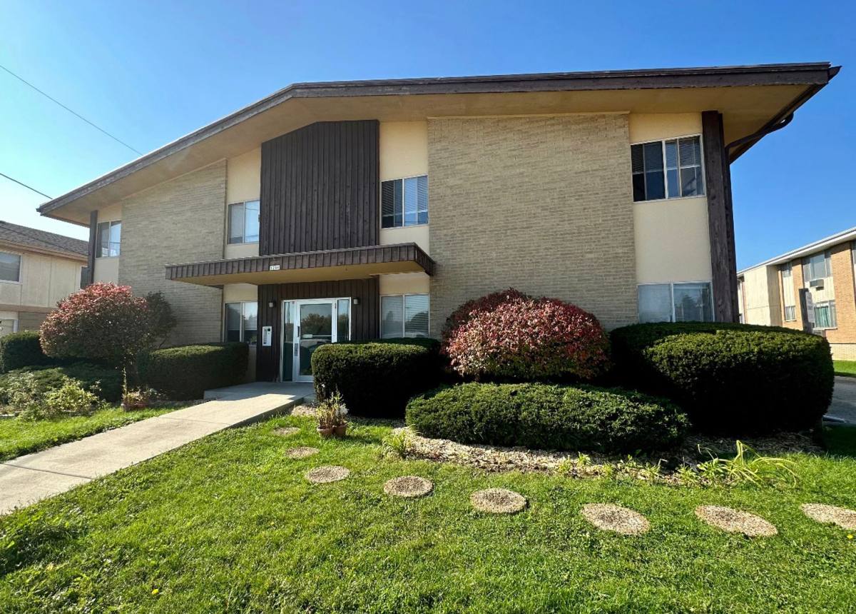 Apartment for rent at 1216 Memorial Dr, South Milwaukee, WI 53172