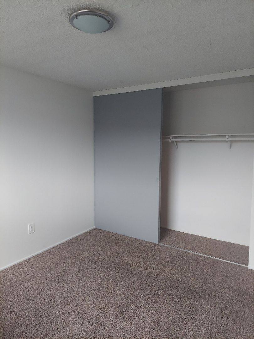 Apartment for rent at 301-415 NE 104 Ave, Vancouver, WA 98664