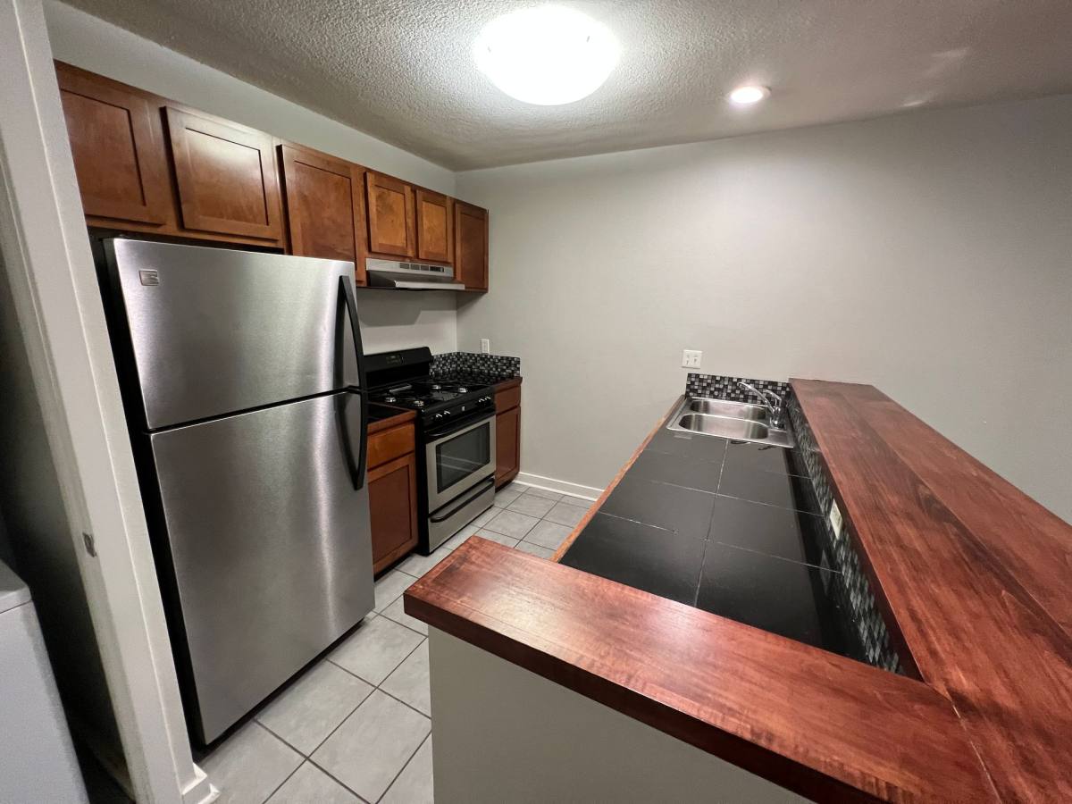 Apartment for rent at 2520 Longview St, Austin, TX 78705