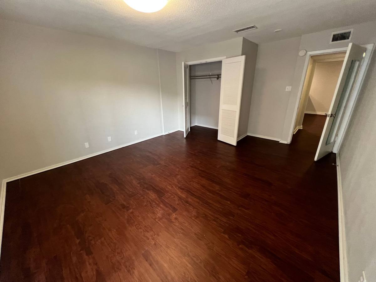 Apartment for rent at 2520 Longview St, Austin, TX 78705
