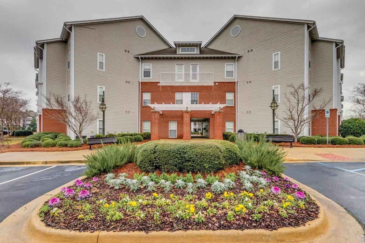 Apartment for rent at 303 Helen Keller Blvd #2X2, Tuscaloosa, AL 35404