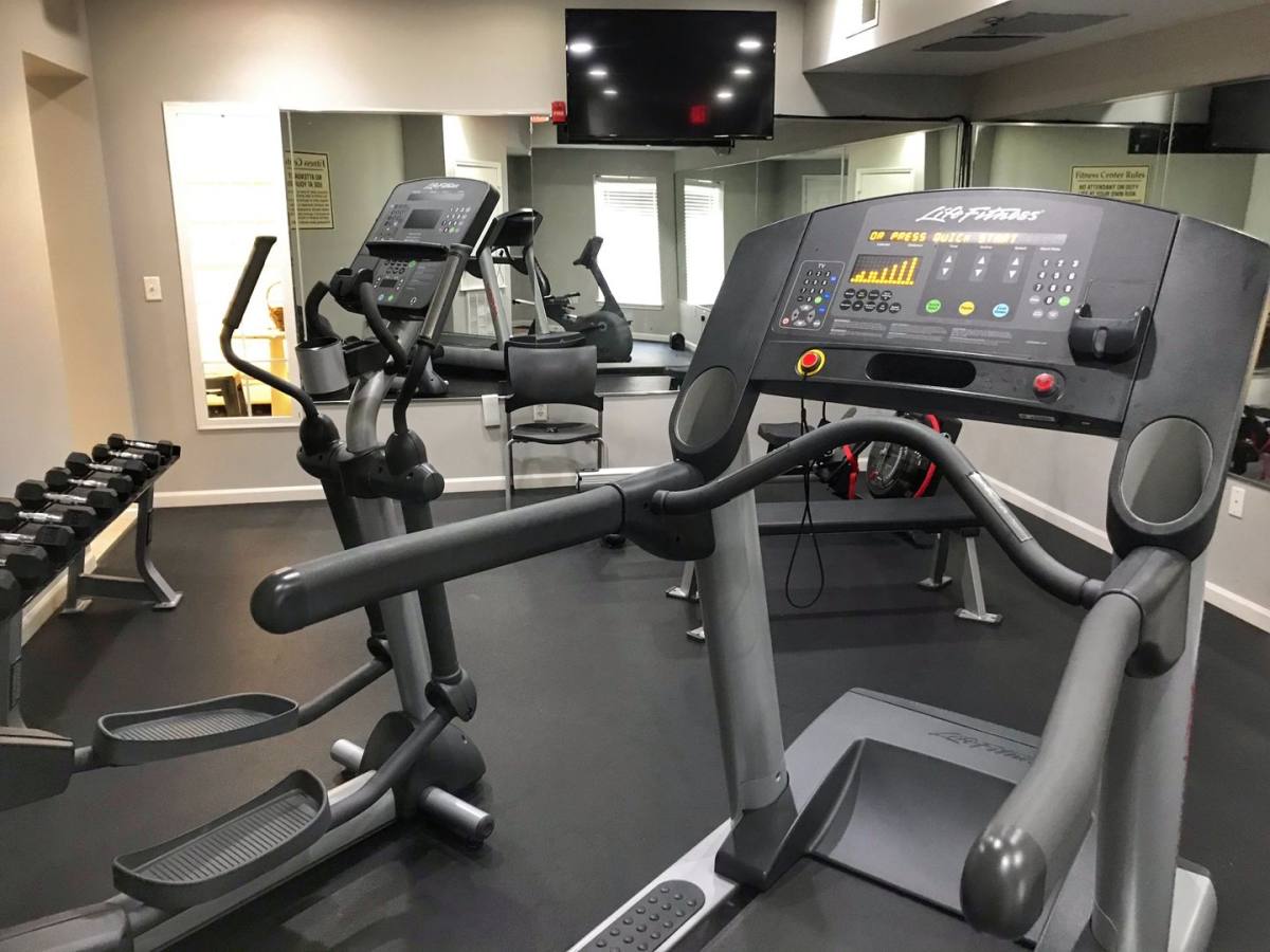 Apartment for rent at 303 Helen Keller Blvd #2X2, Tuscaloosa, AL 35404