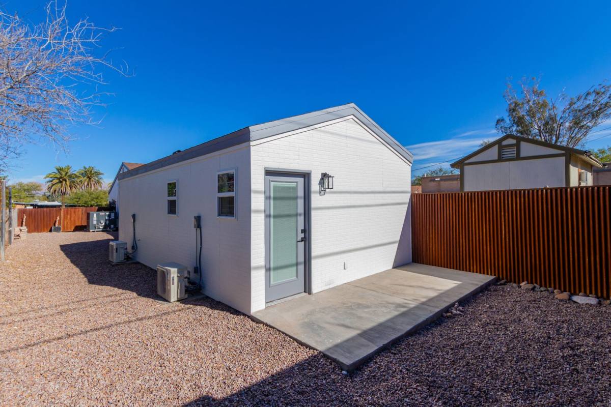 Apartment for rent at 2238 E Grant Rd, Tucson, AZ 85719