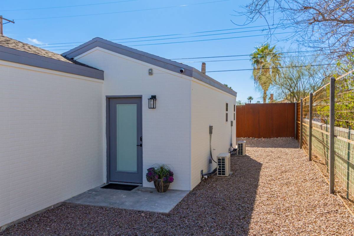 Apartment for rent at 2238 E Grant Rd, Tucson, AZ 85719