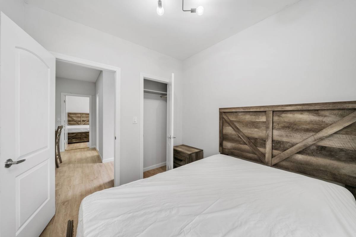 Apartment for rent at 2377 Belmont Ave, Bronx, NY 10458