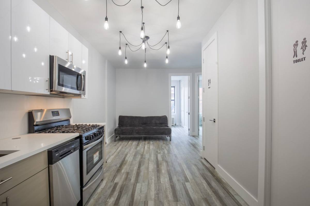 Apartment for rent at 2377 Belmont Ave, Bronx, NY 10458