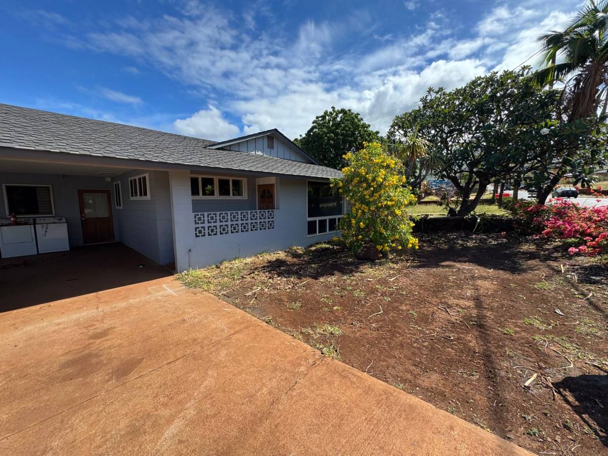 House for rent at 129 Wahikuli Rd, Lahaina, HI 96761