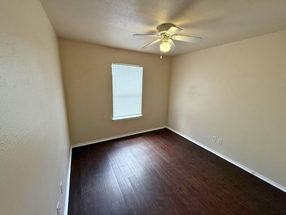 Apartment for rent at 10822 Mathom Landing, Universal City, TX 78148