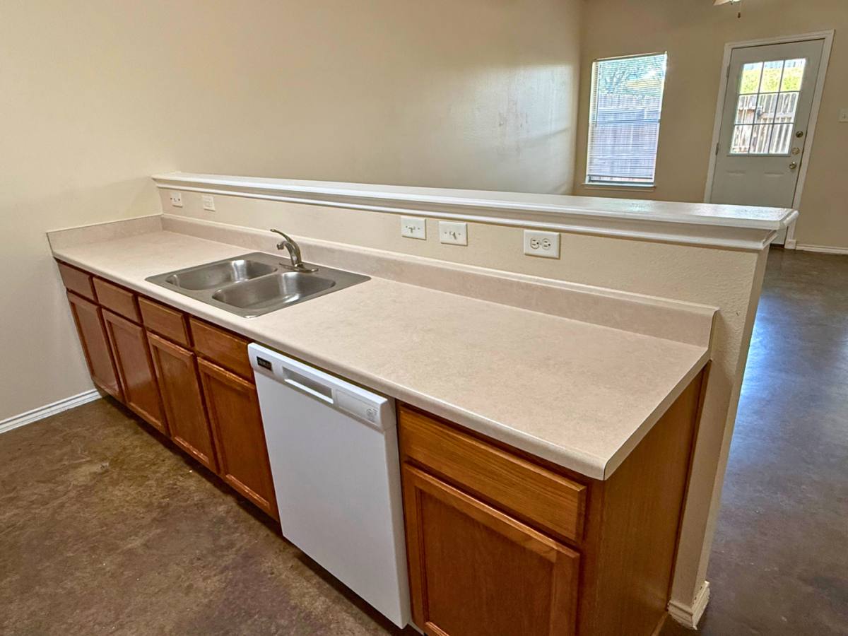 Apartment for rent at 10822 Mathom Landing, Universal City, TX 78148