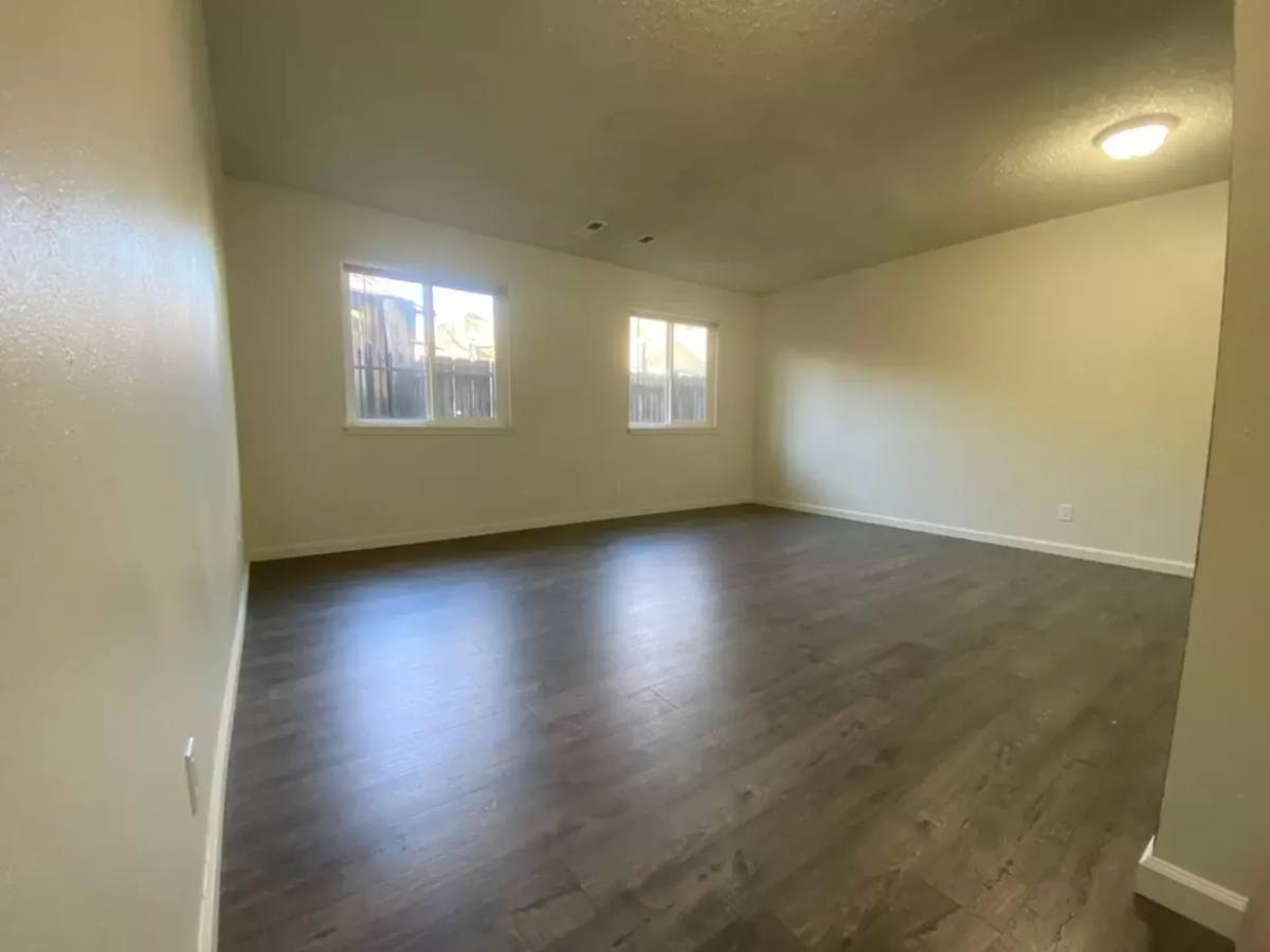 Apartment for rent at 810 W 1st Ave, Chico, CA 95926