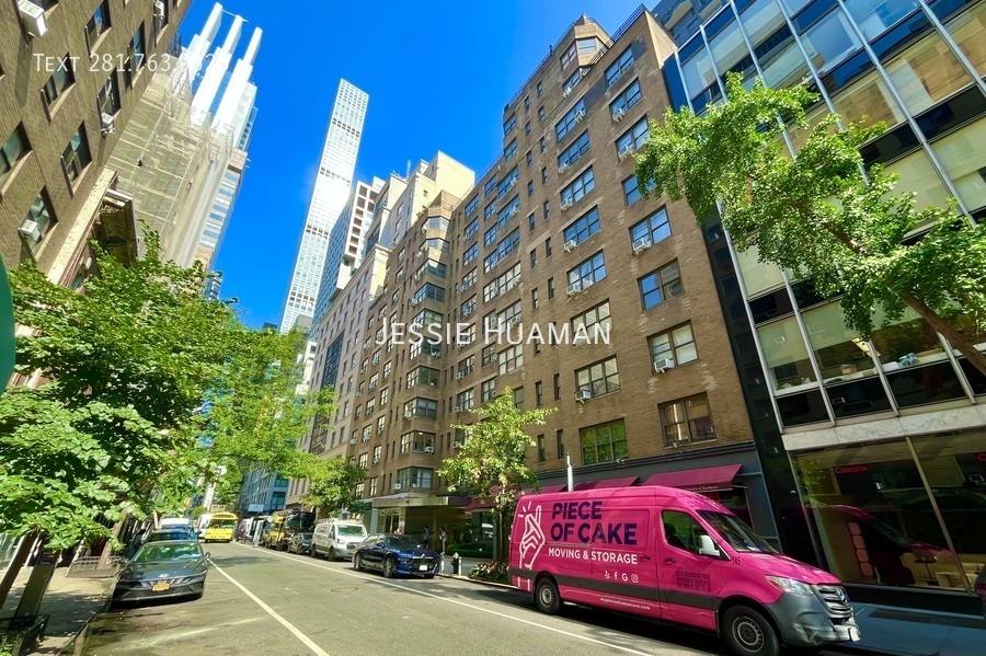 Apartment for rent at 141 E 56th St #7, New York, NY 10022