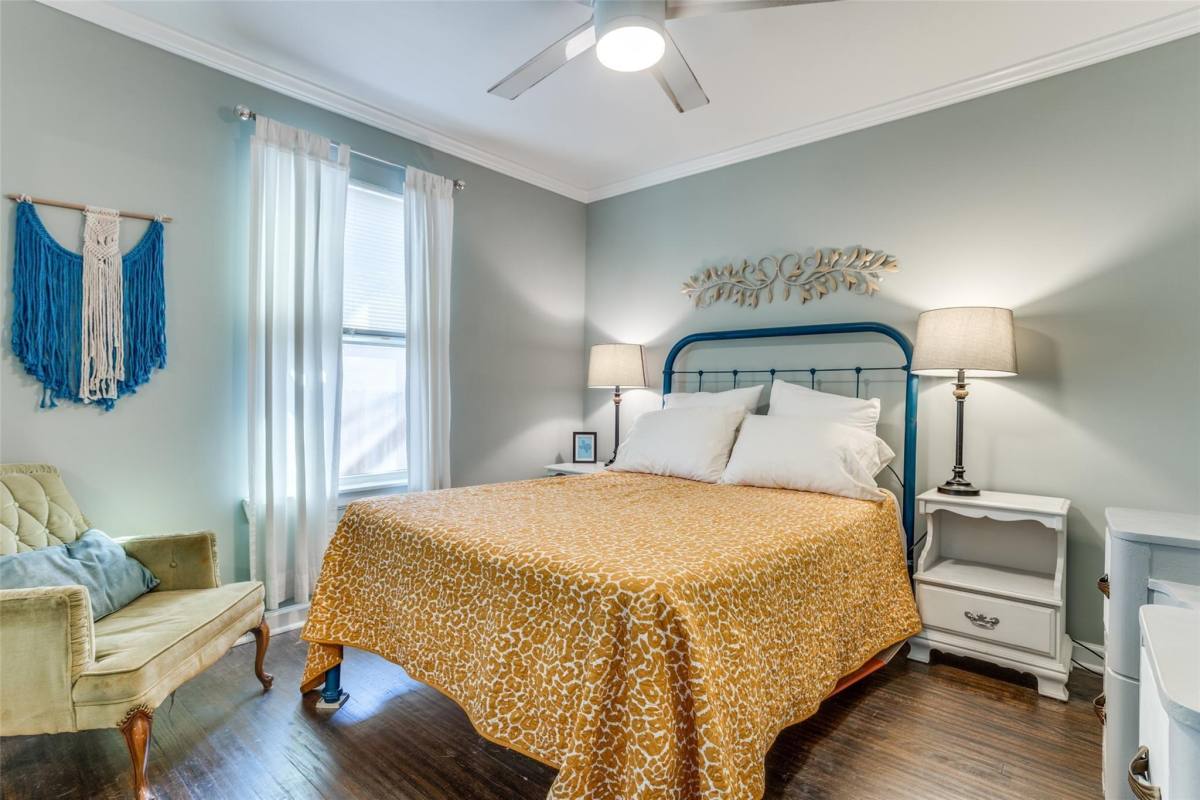 House for rent at 1718 Berkley Ave, Dallas, TX 75224