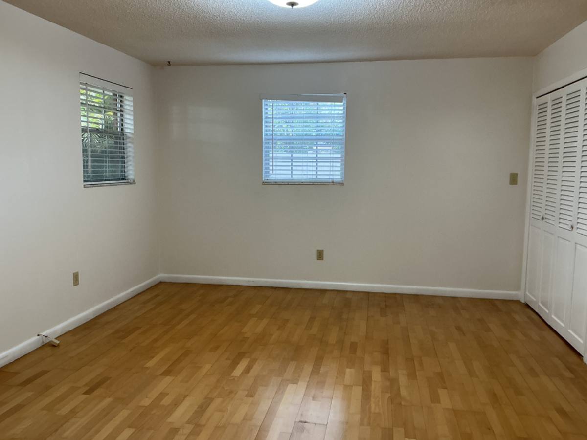 House for rent at 158 Lake Hollingsworth Dr, Lakeland, FL 33801