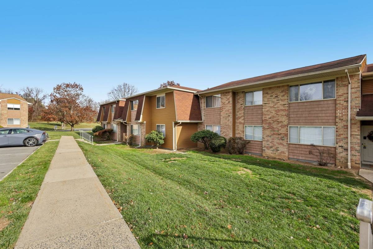 Apartment for rent at 1200 Bradley Court, Princeton, NJ 08540