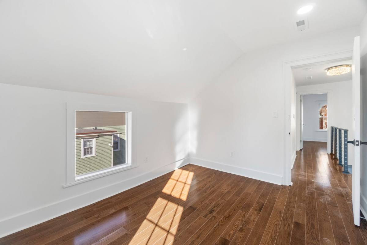 Apartment for rent at 54 Trumbull St, New Haven, CT 06510