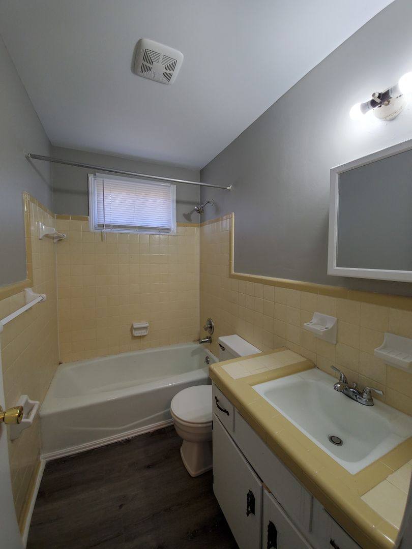 Apartment for rent at 145 Tandy Dr, Clarksville, TN 37042