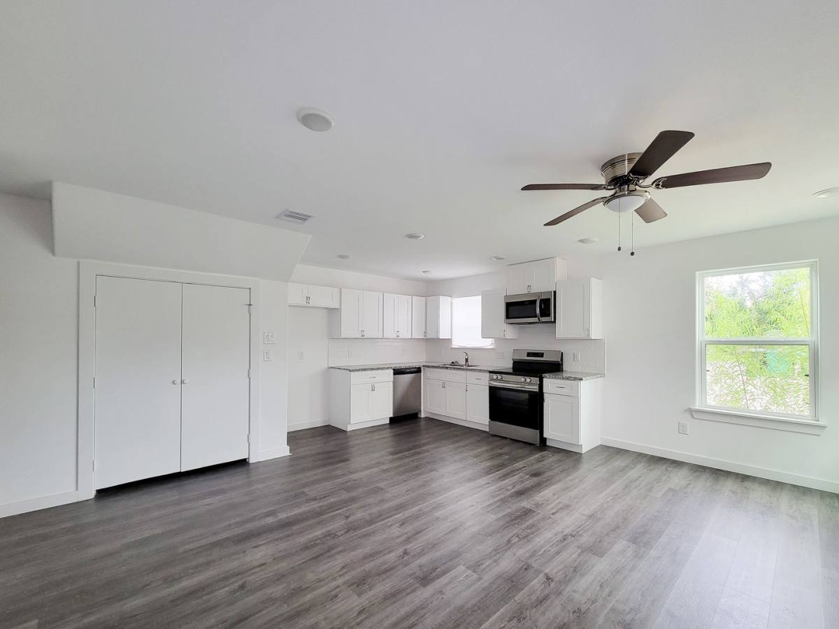 House for rent at 8122 Sterlingshire St, Houston, TX 77078