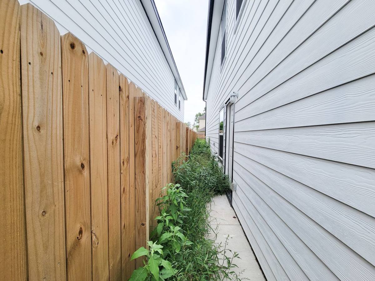 House for rent at 8122 Sterlingshire St, Houston, TX 77078