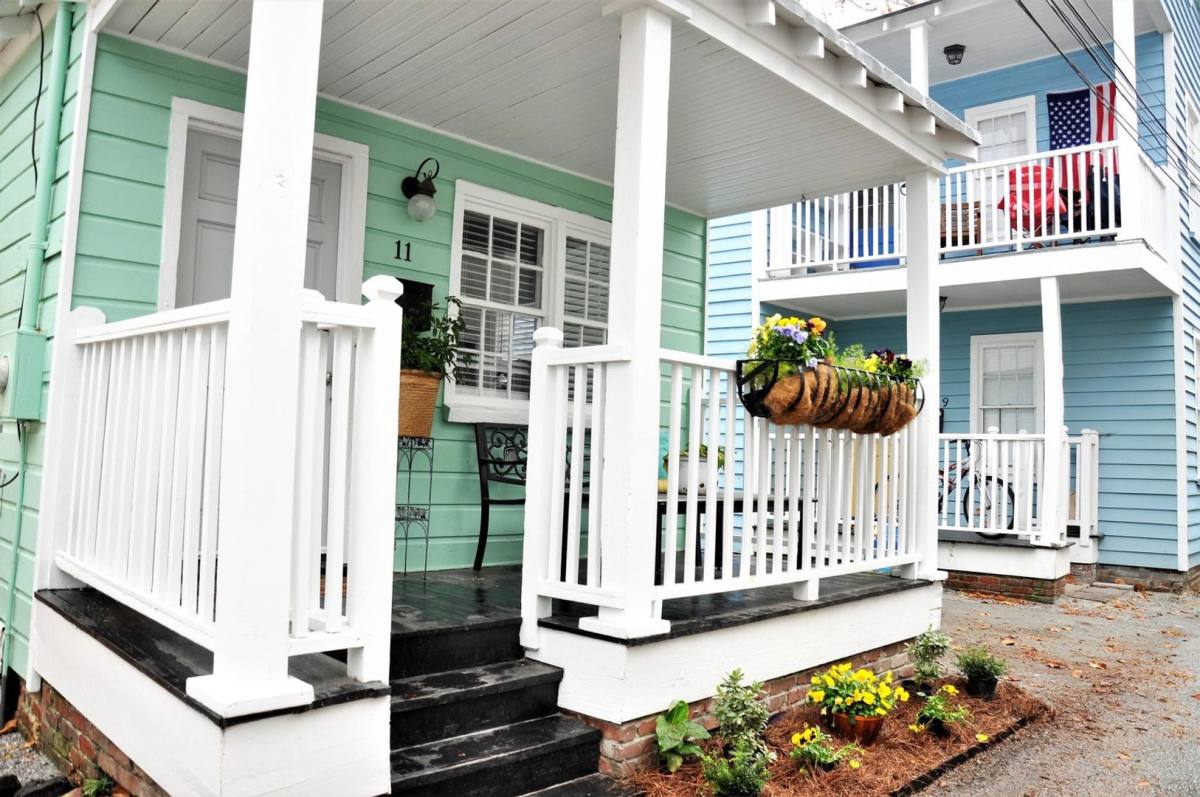 Apartment for rent at 9-11-15 Humphrey Court, Charleston, SC 29403