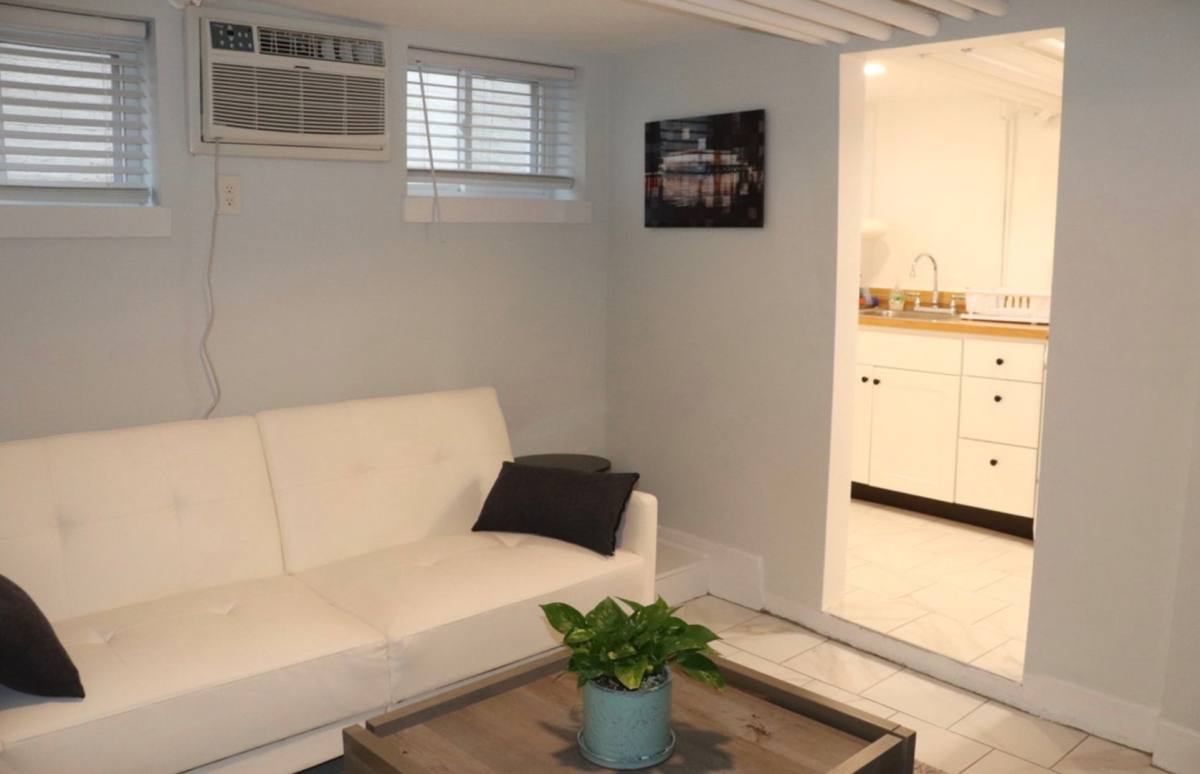 Apartment for rent at 2121 N St NW, Washington, DC 20037