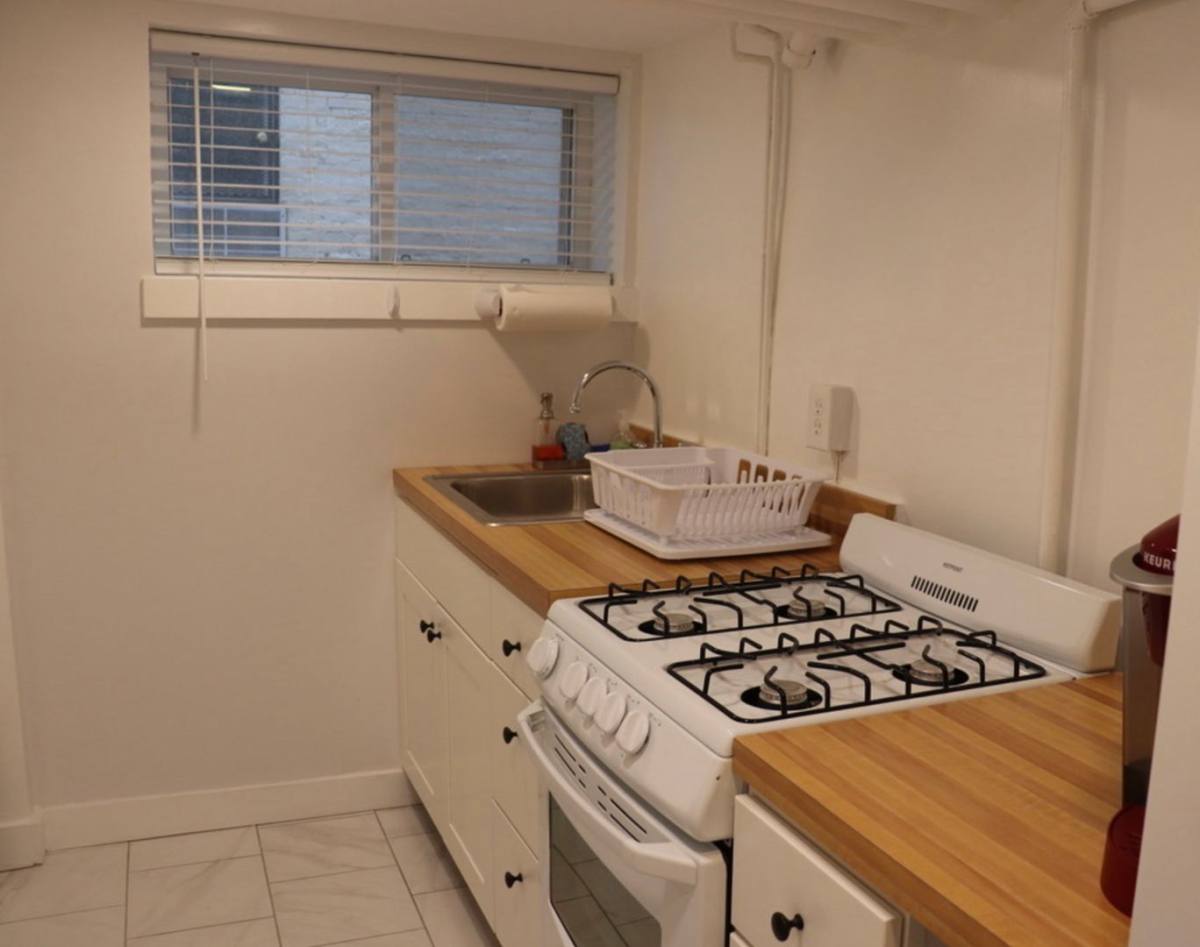Apartment for rent at 2121 N St NW, Washington, DC 20037