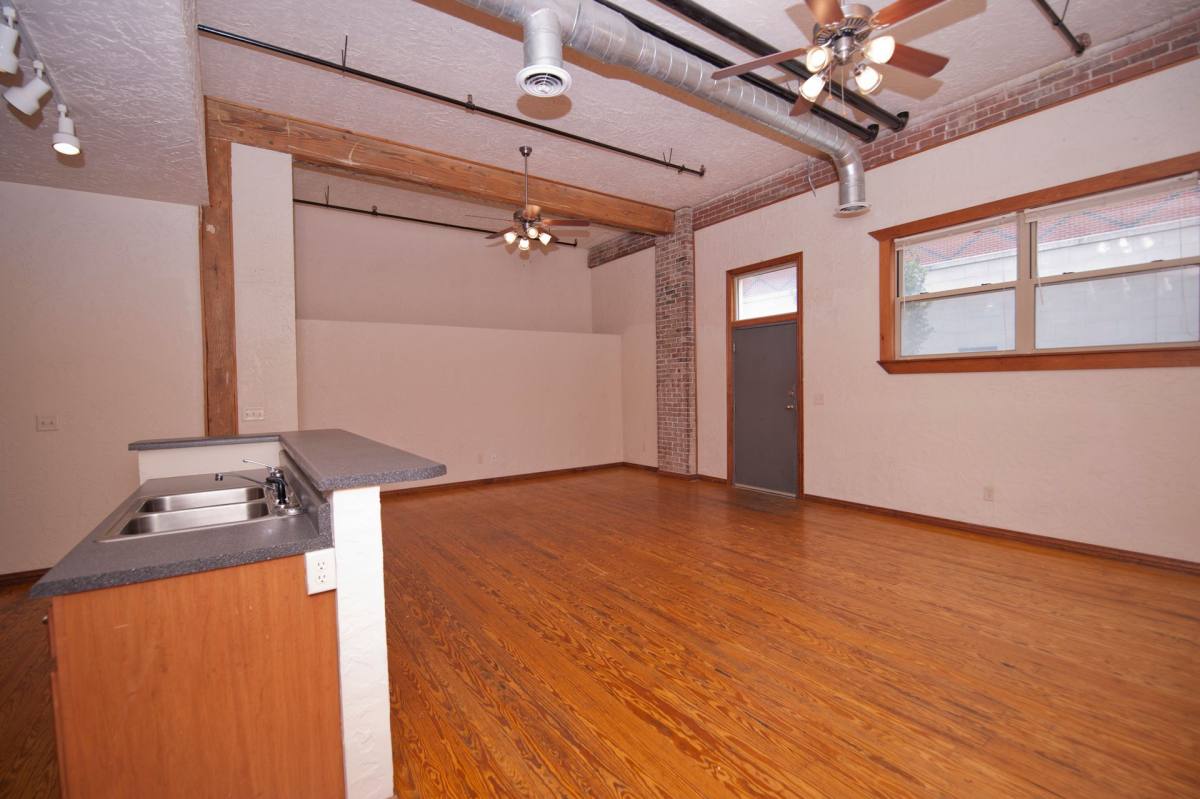Apartment for rent at 235 N Market St, Springfield, MO 65806