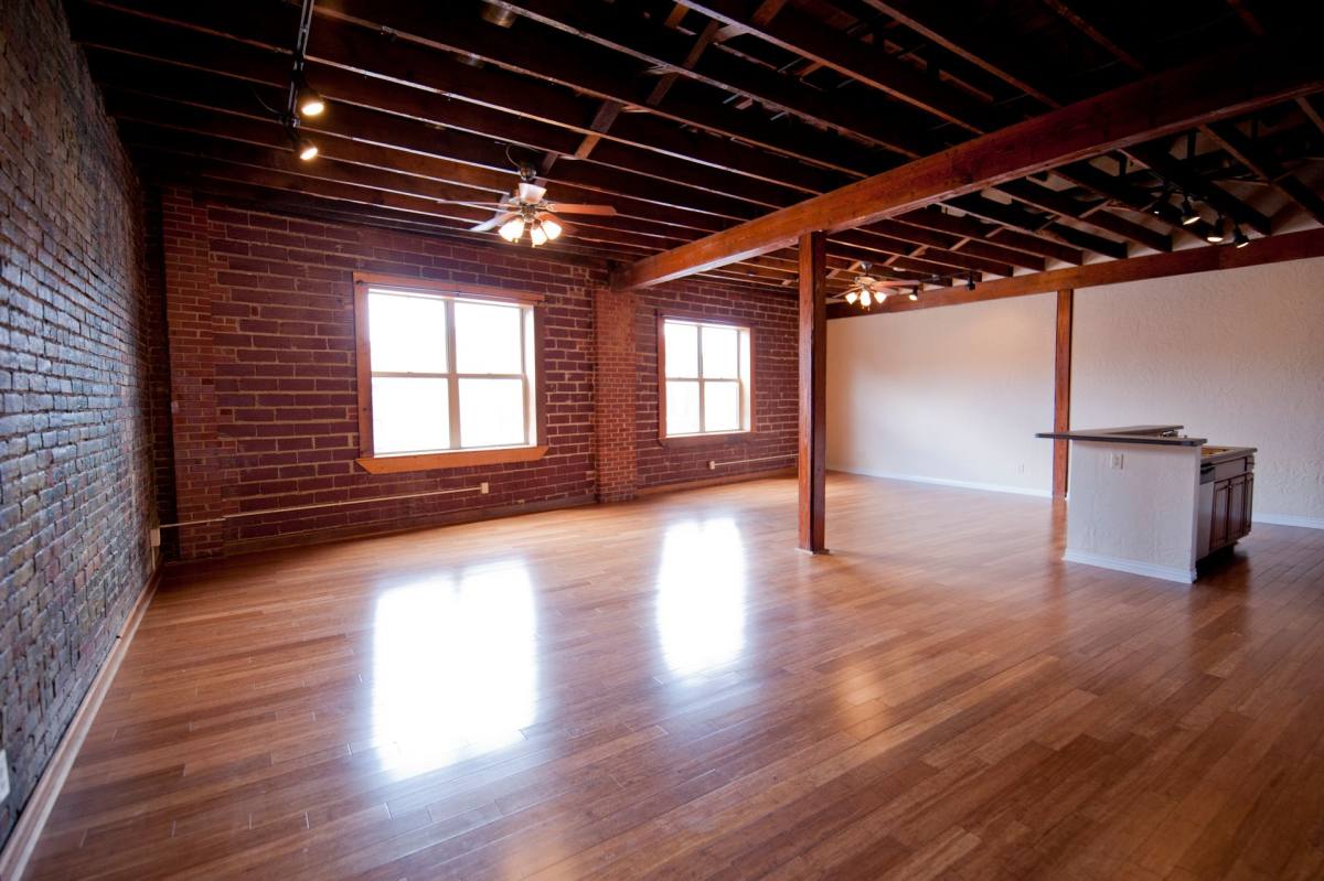 Apartment for rent at 507 W College, Springfield, MO 65806