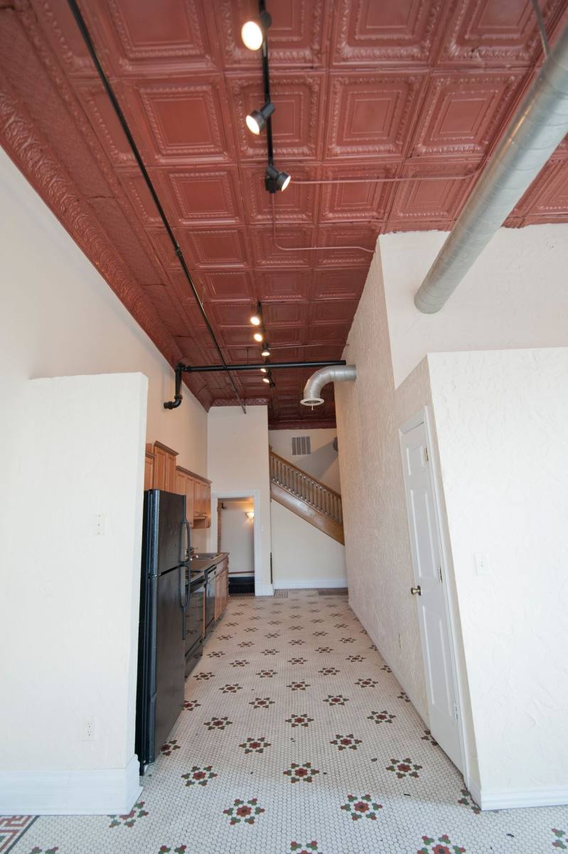 Apartment for rent at 507 W College, Springfield, MO 65806