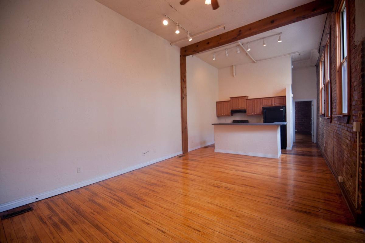 Apartment for rent at 507 W College, Springfield, MO 65806