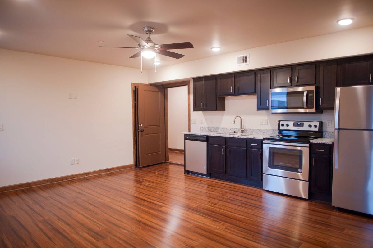 Apartment for rent at 529 E Cherry St, Springfield, MO 65806