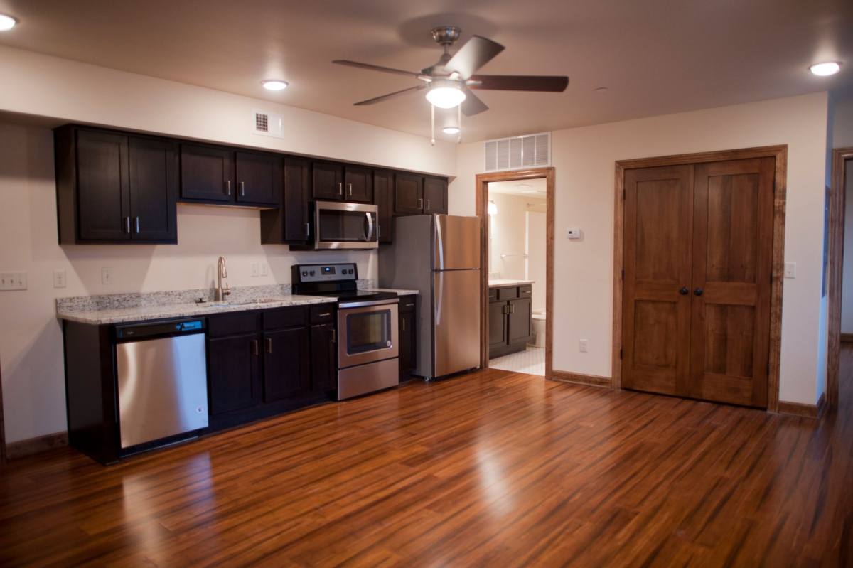 Apartment for rent at 529 E Cherry St, Springfield, MO 65806