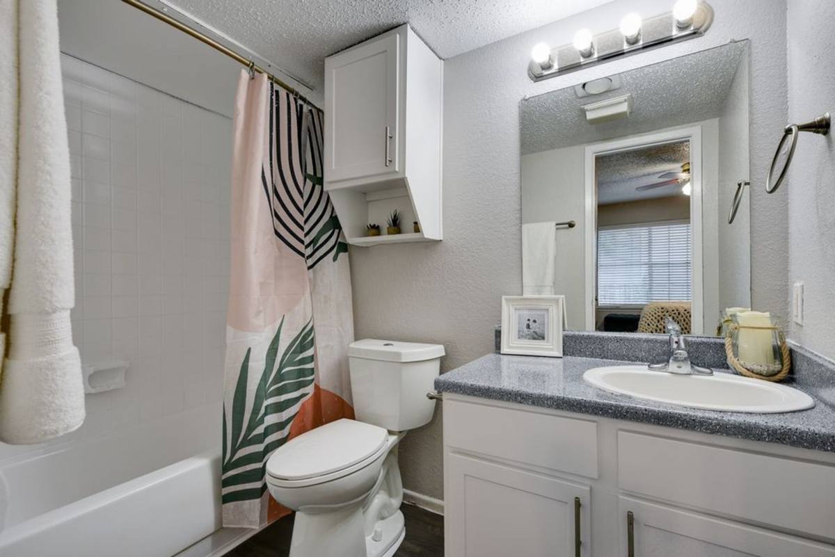 Apartment for rent at 1955 Larkspur Dr, San Antonio, TX 78213