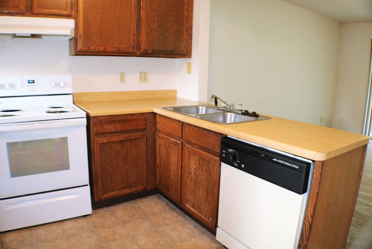Condo for rent at 719 Westwinds Dr, Iowa City, IA 52246