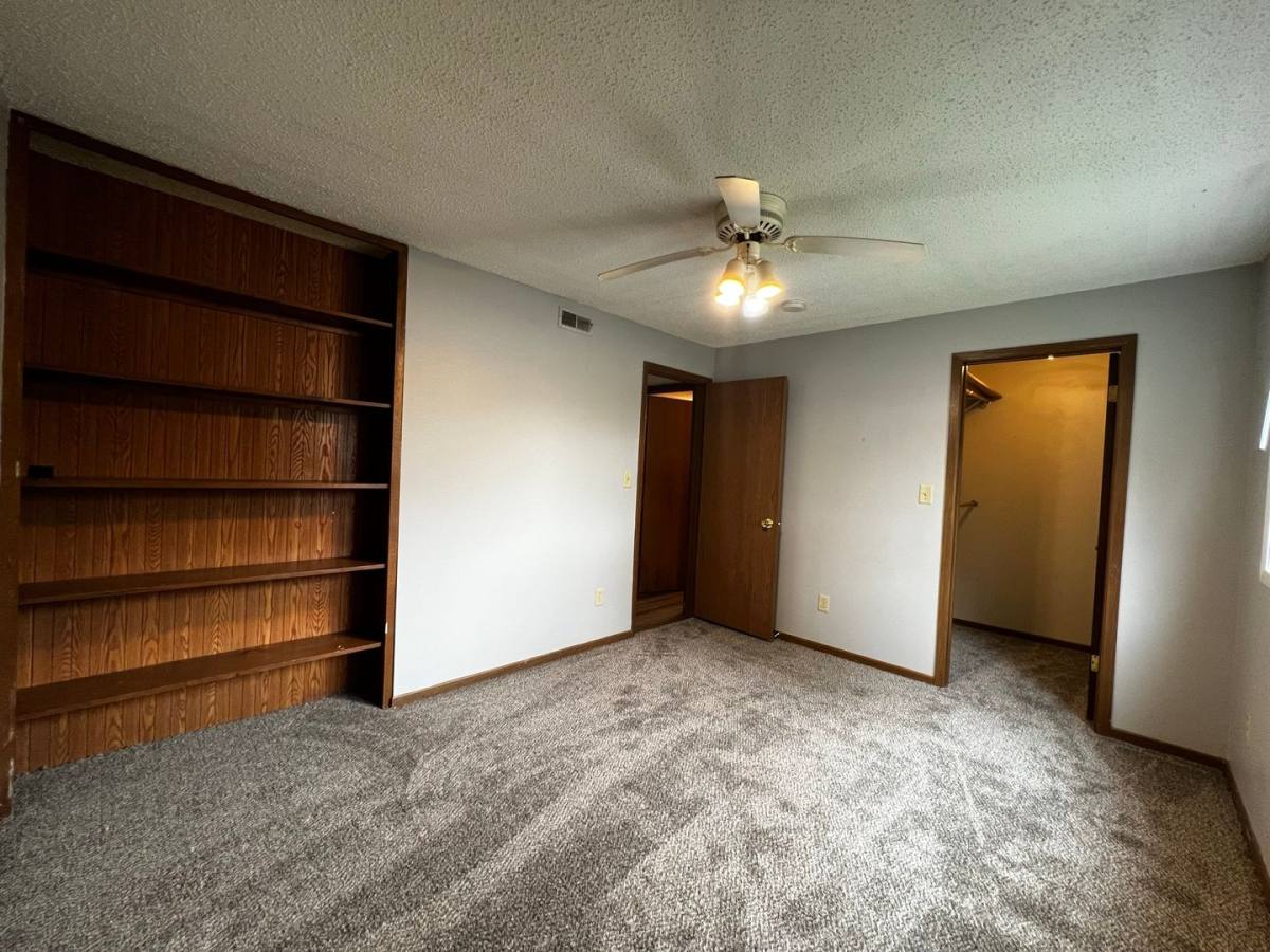 Condo for rent at 728 Westwinds Dr, Iowa City, IA 52246