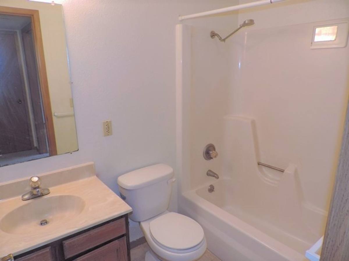 Condo for rent at 728 Westwinds Dr, Iowa City, IA 52246