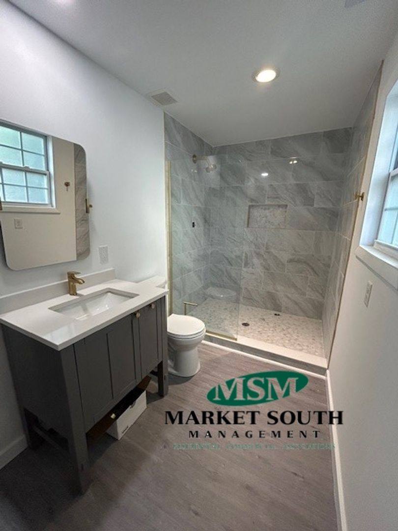 Apartment for rent at 201 W 37th St, Savannah, GA 31401