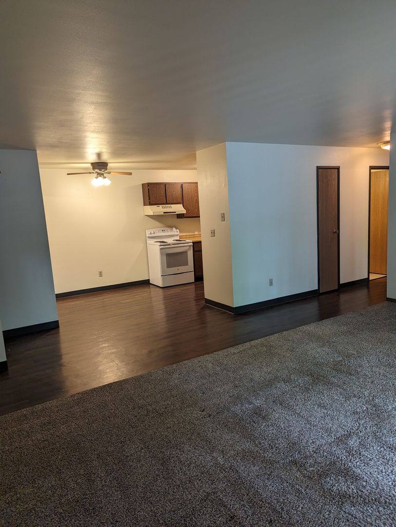 Apartment for rent at 1201 E Gunn St, Appleton, WI 54915