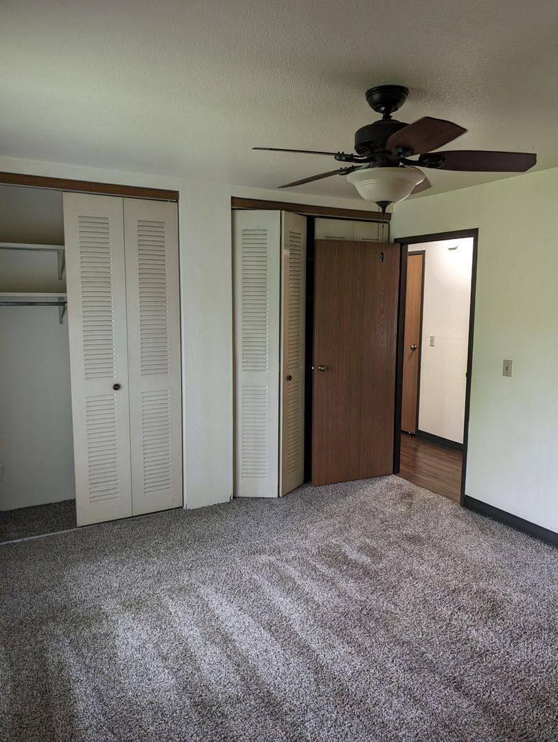 Apartment for rent at 1201 E Gunn St, Appleton, WI 54915