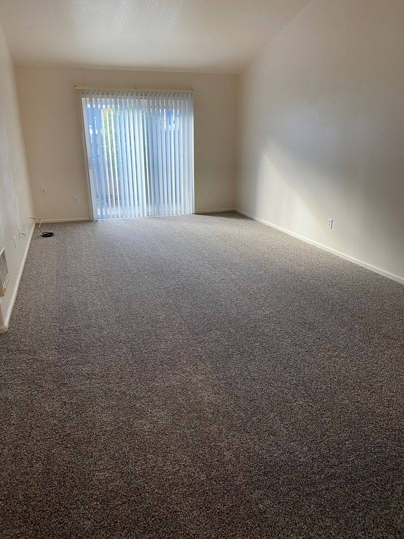 Apartment for rent at 1630 & 1632 N, Springfield, OR 97477