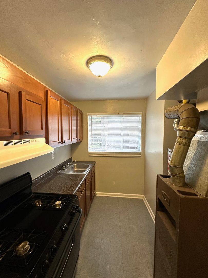 Apartment for rent at 317 11th St NE, Washington, DC 20002